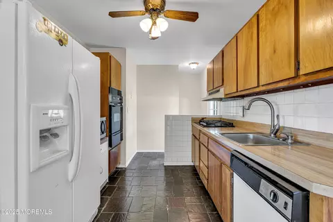 Kitchen - 28 Roberta Dr, Howell, NJ 07731 photo 1 of 4