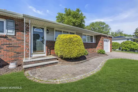 Other - 28 Roberta Dr, Howell, NJ 07731 photo 2 of 17