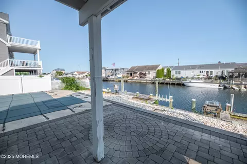 827 Leeward Dr, Forked River, NJ 08731 photo 4