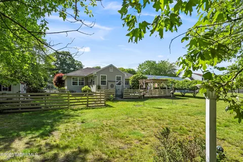 Exterior - 303 Bayside East Pkwy, Forked River, NJ 08731 photo 10 of 10