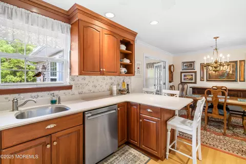 Kitchen - 303 Bayside East Pkwy, Forked River, NJ 08731 photo 3 of 3