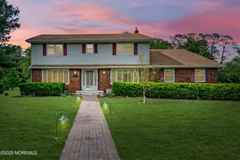 36 Stoney Creek Ln, Colts Neck, NJ 07722