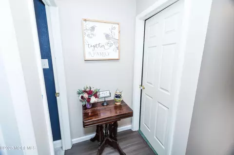 Entry Way - 21 Birmingham Dr, Jackson, NJ 08527 photo 1 of 1