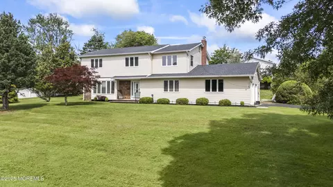 27 Sargent Rd, Freehold, NJ 07728