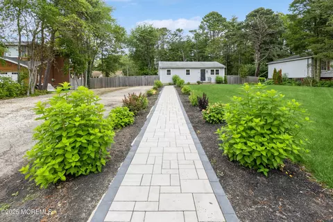 442 Bay Way, Lanoka Harbor, NJ 08734