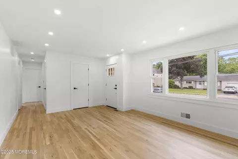 23 Drexel Dr, Jackson, NJ 08527 photo 5