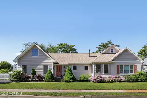 146 Morningside Ave, Union Beach, NJ 07735