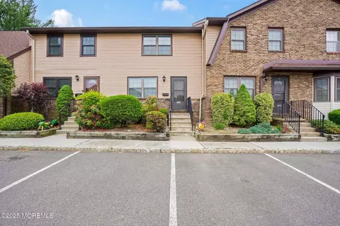 160 Village Green Way, Hazlet, NJ 07730