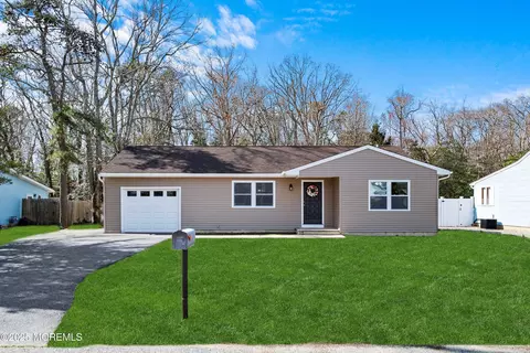 713 Sunrise Blvd, Forked River, NJ 08731