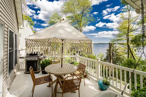 714 S Riverside Dr, Neptune City, NJ 07753