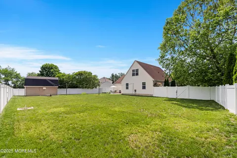 11 Adler Cir, Lumberton, NJ 08048