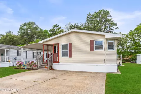 1991 Nj 37 #110, Toms River, NJ 08757