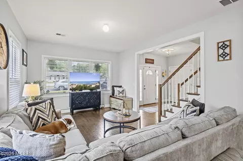 62 E 5th St, Howell, NJ 07731 photo 13