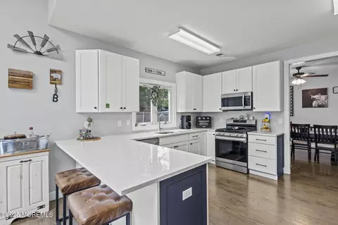 62 E 5th St, Howell, NJ 07731 photo 18