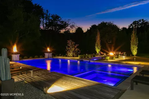 5 Laurel Ln, Rumson, NJ 07760 photo 2
