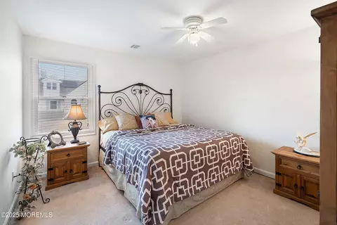 Bedroom - 37 Florence Ave, Leonardo, NJ 07737 photo 3 of 4
