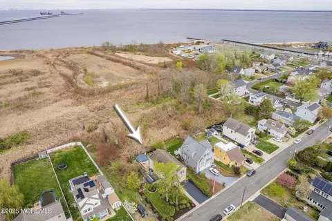 View/Area - 37 Florence Ave, Leonardo, NJ 07737 photo 2 of 3