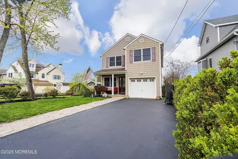 Exterior - 37 Florence Ave, Leonardo, NJ 07737 photo 2 of 10