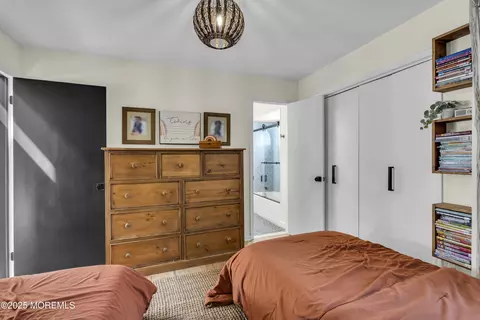 Bedroom - 1213 Ariel Dr, Forked River, NJ 08731 photo 4 of 5
