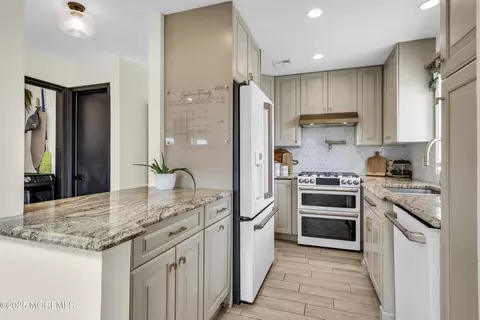Kitchen - 1213 Ariel Dr, Forked River, NJ 08731 photo 3 of 4