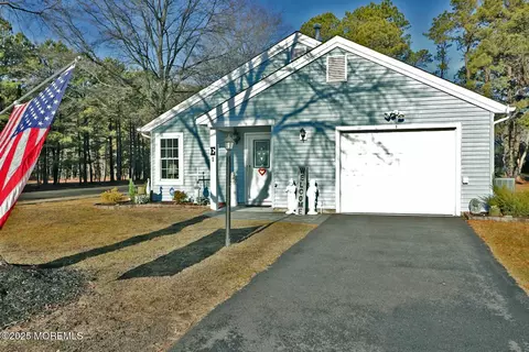 1 Wales Ct, Forked River, NJ 08731