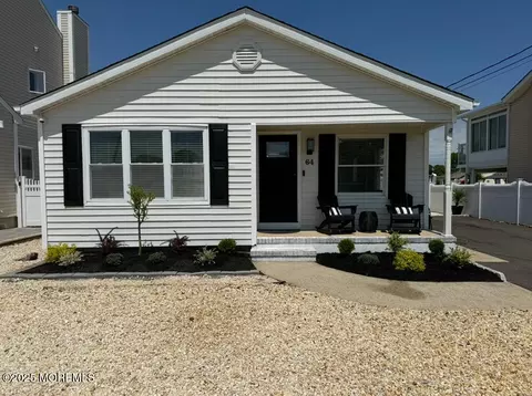 64 Jib Ln, Brick, NJ 08723
