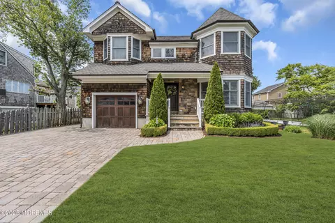 2117 Seagull Ter, Point Pleasant, NJ 08742