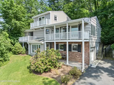 123 Ocean Blvd, Atlantic Highlands, NJ 07716