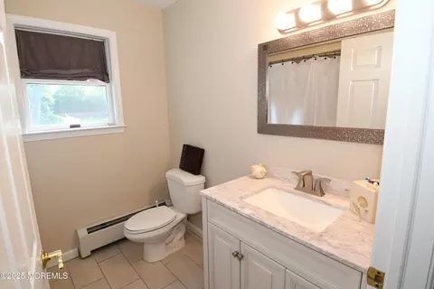 Bath - 6 Marc Ln, North Hanover, NJ 08562 photo 2 of 4