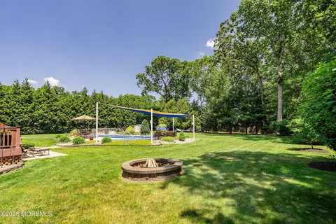 Exterior - 5 Persimmon Dr, Jackson, NJ 08527 photo 9 of 10