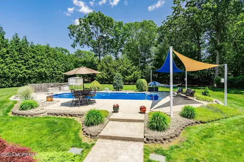 Exterior - 5 Persimmon Dr, Jackson, NJ 08527 photo 6 of 10
