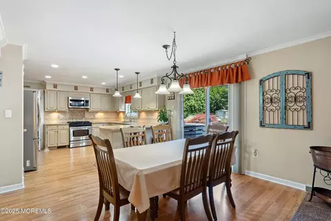 Dining - 5 Persimmon Dr, Jackson, NJ 08527 photo 1 of 2