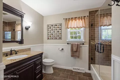 Bath - 5 Persimmon Dr, Jackson, NJ 08527 photo 3 of 4