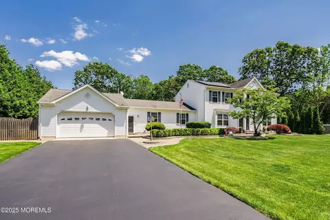Exterior - 5 Persimmon Dr, Jackson, NJ 08527 photo 10 of 10