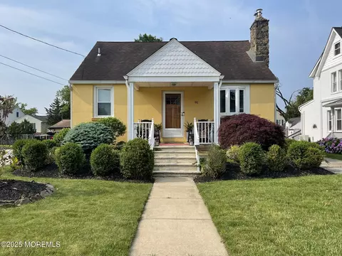 91 Center Ave, Atlantic Highlands, NJ 07716