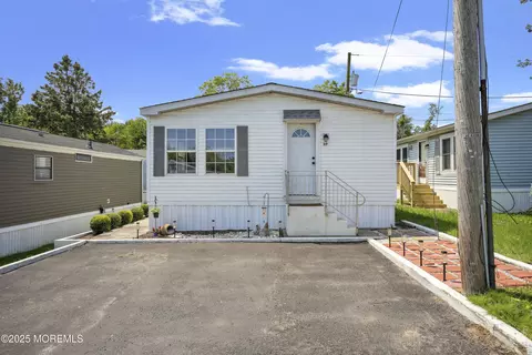 1820 Route 35 # 37, Wall, NJ 07719