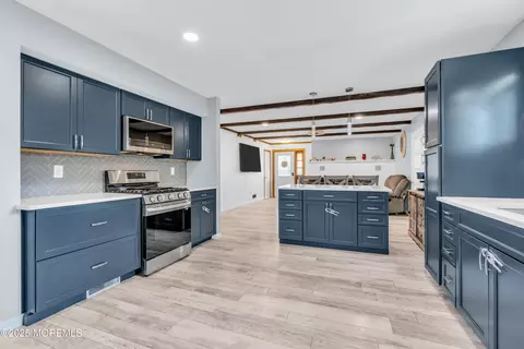 Kitchen - 206 Midstreams Rd, Brick, NJ 08723 photo 3 of 5
