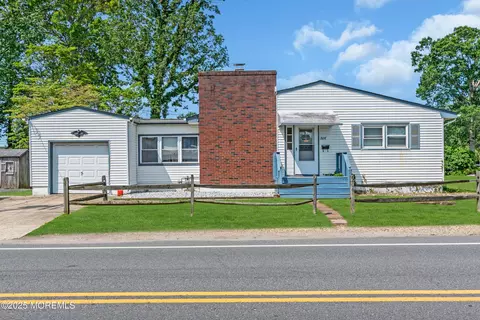 206 Midstreams Rd, Brick, NJ 08723