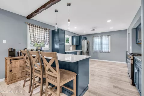 Kitchen - 206 Midstreams Rd, Brick, NJ 08723 photo 1 of 5