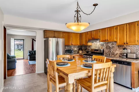 Kitchen - 1112 Sandra Pl, Brick, NJ 08724 photo 1 of 1