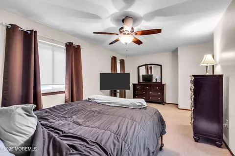 Bedroom - 1112 Sandra Pl, Brick, NJ 08724 photo 3 of 4