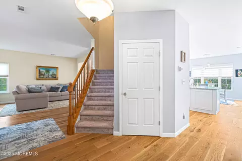 Entry Way - 3 Devon Ct, Monroe, NJ 08831 photo 2 of 6