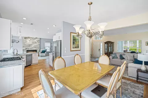 Dining - 3 Devon Ct, Monroe, NJ 08831 photo 4 of 4