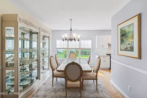 Dining - 3 Devon Ct, Monroe, NJ 08831 photo 3 of 4
