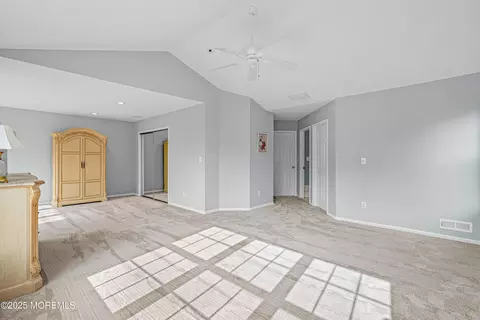 Entry Way - 3 Devon Ct, Monroe, NJ 08831 photo 6 of 6