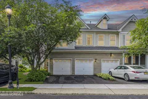 66 Shore Dr #20, South Amboy, NJ 08879