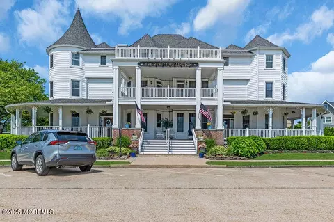 200 Monmouth Ave #7, Spring Lake, NJ 07762