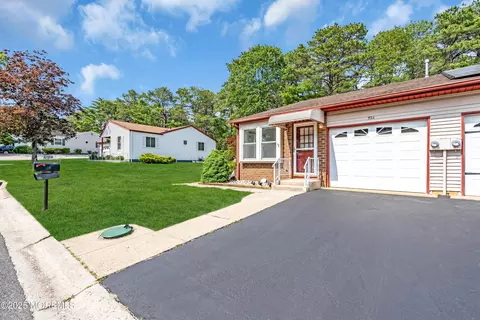 53 A Milford Ave #A, Whiting, NJ 08759