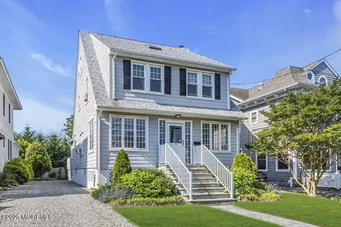 129 Bridge Ave, Bay Head, NJ 08742