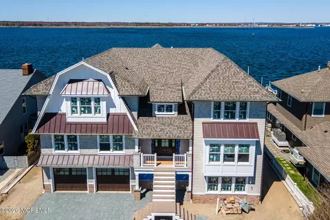 275 Curtis Point Dr, Mantoloking, NJ 08738